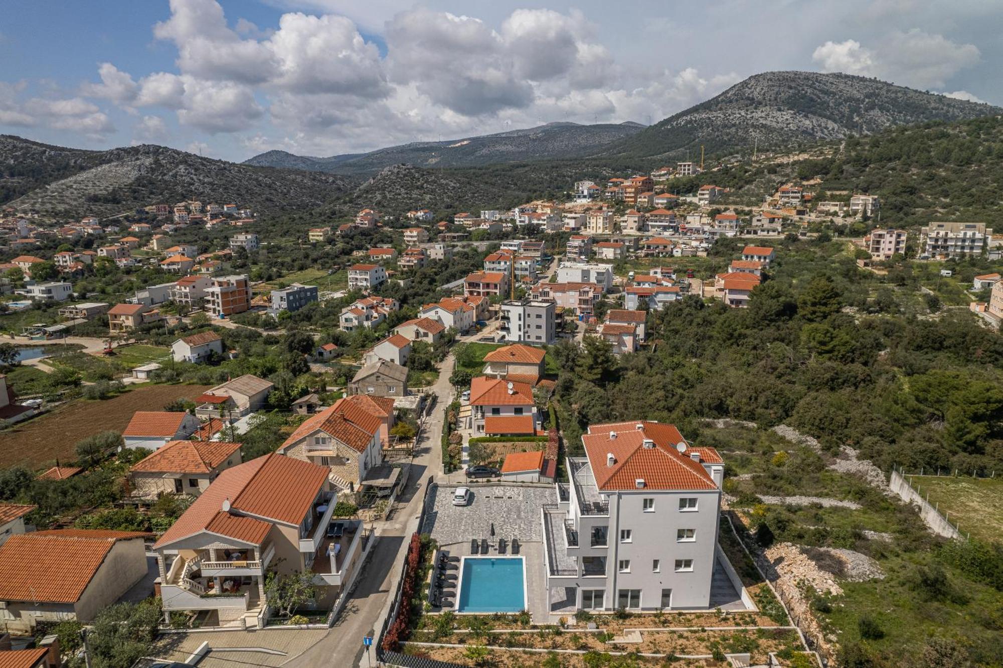 Villa Barbara & Zoran With Free Parking And Heated Swimming Pool Seget Vranjica Exterior foto