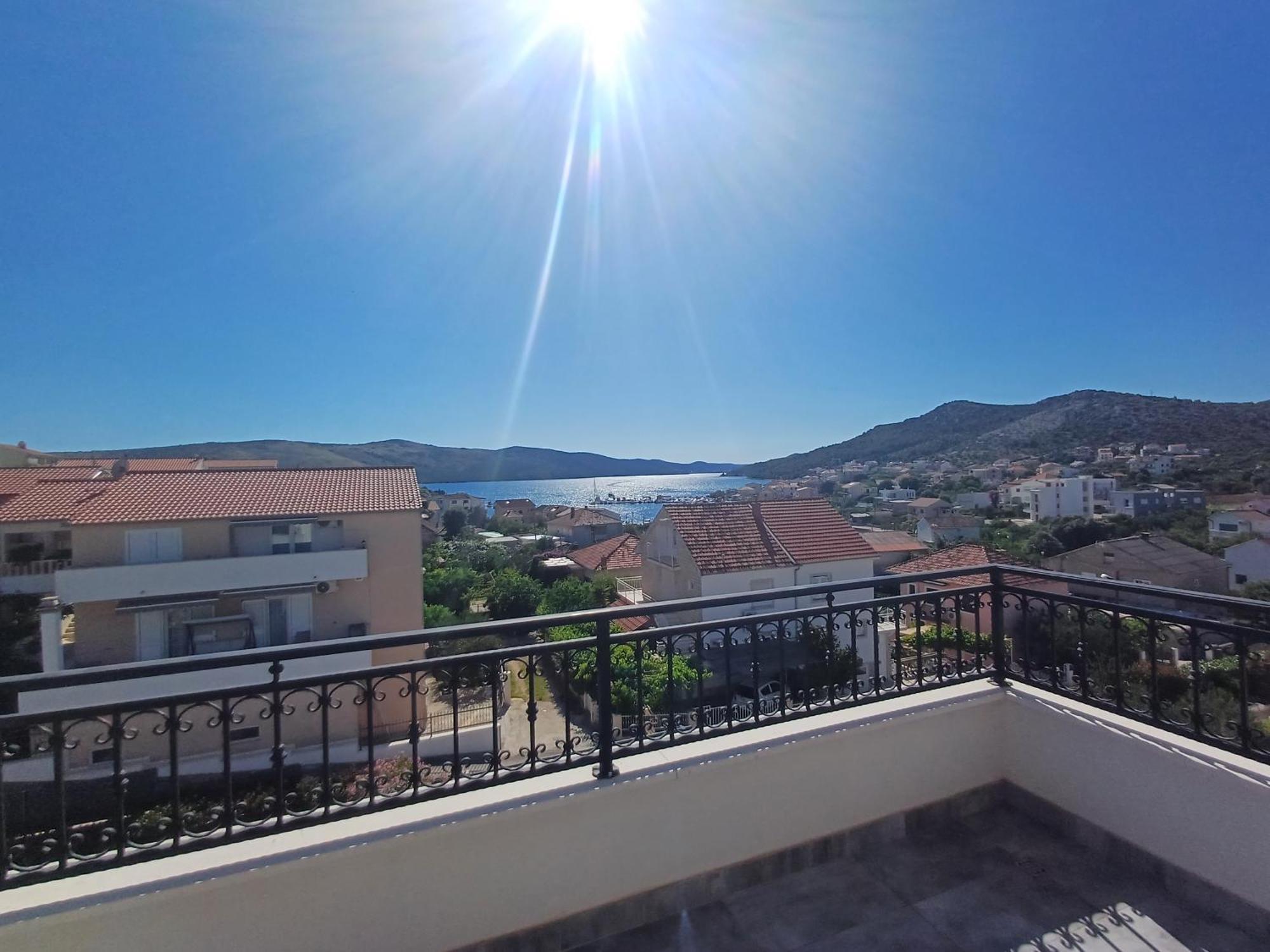 Villa Barbara & Zoran With Free Parking And Heated Swimming Pool Seget Vranjica Exterior foto